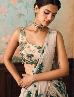 Georgette Printed beads work saree with Blouse 3