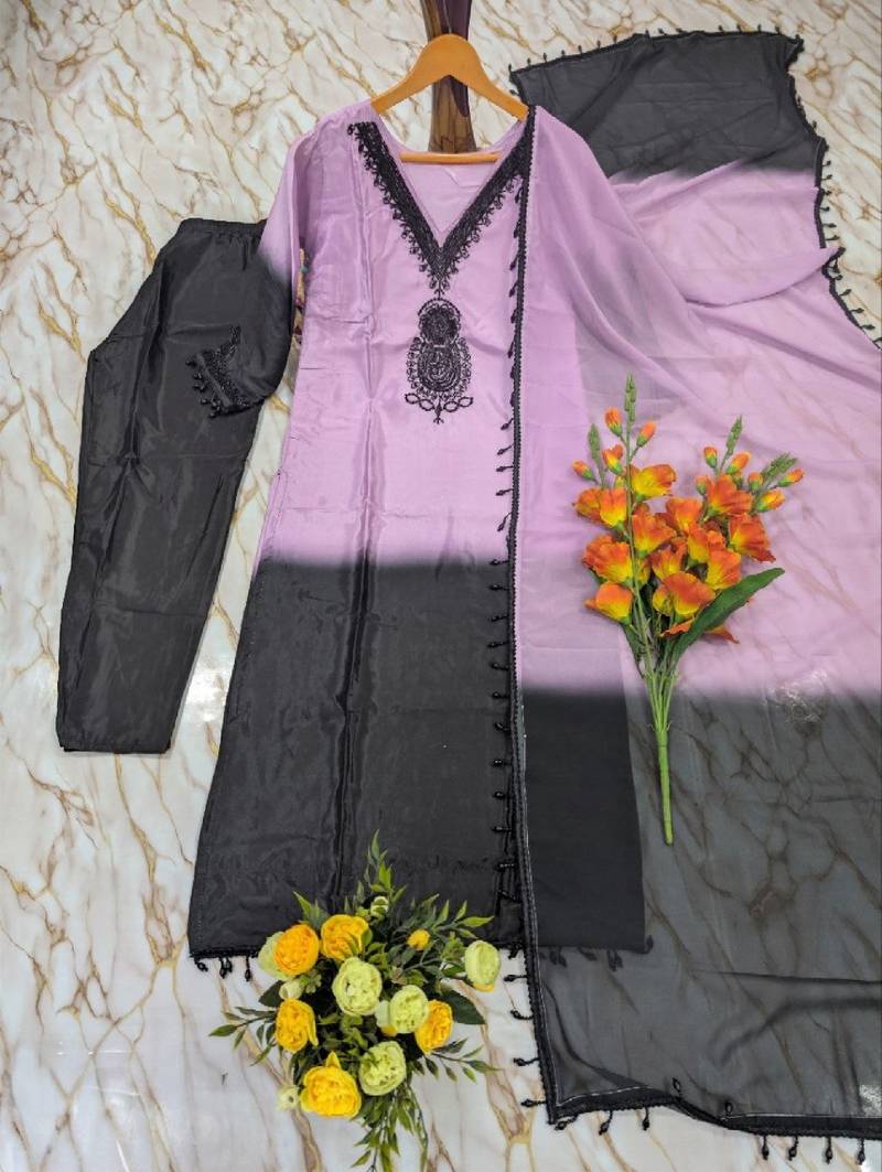 Women's lavender crepe embroidered straight kurta set with dupatta and pant