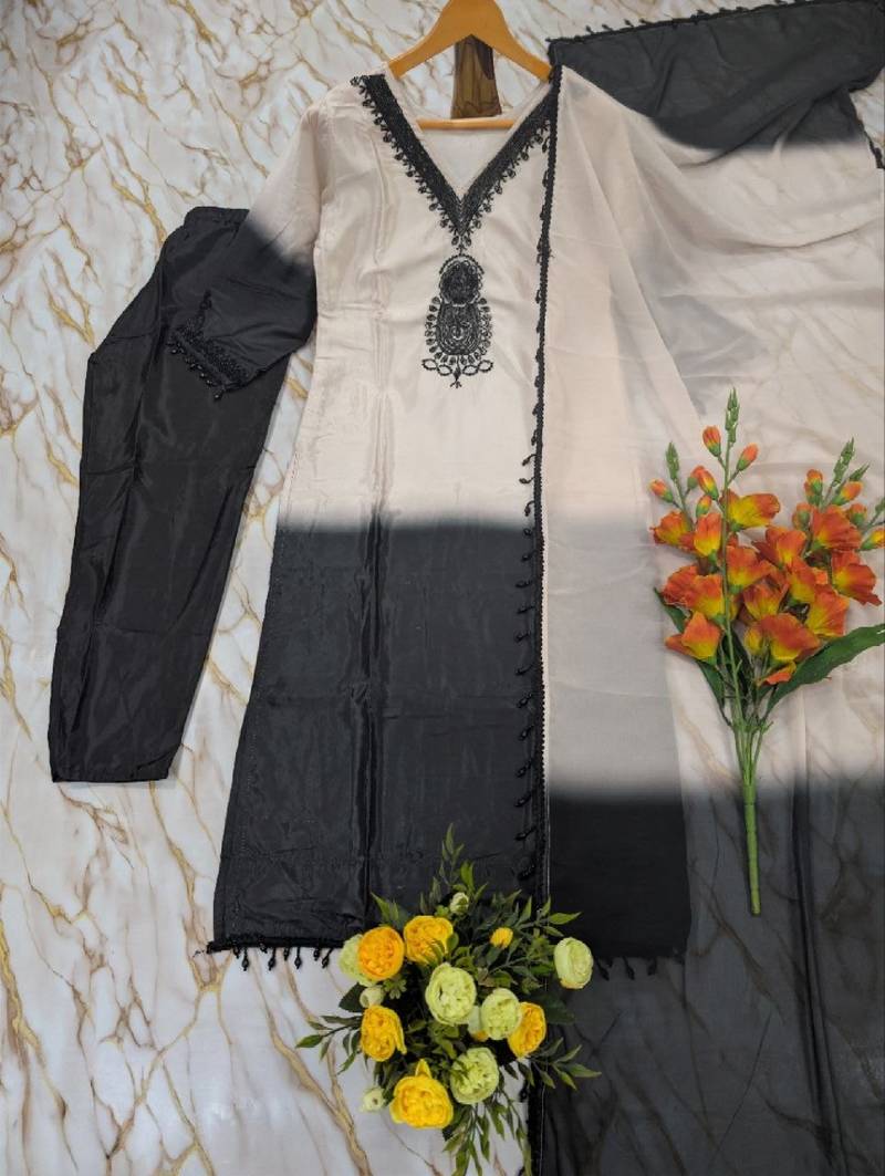 Women's white crepe embroidered straight kurta set with dupatta and pant
