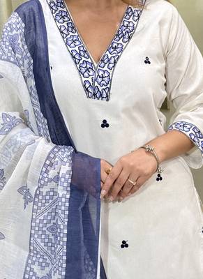 Off white khadi cotton kurti pent dupatta set 3