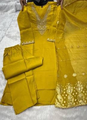 Yellow roman silk kurti pent dupatta set 2