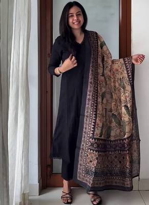 Black rayon 17 kg kurti pent dupatta set 1