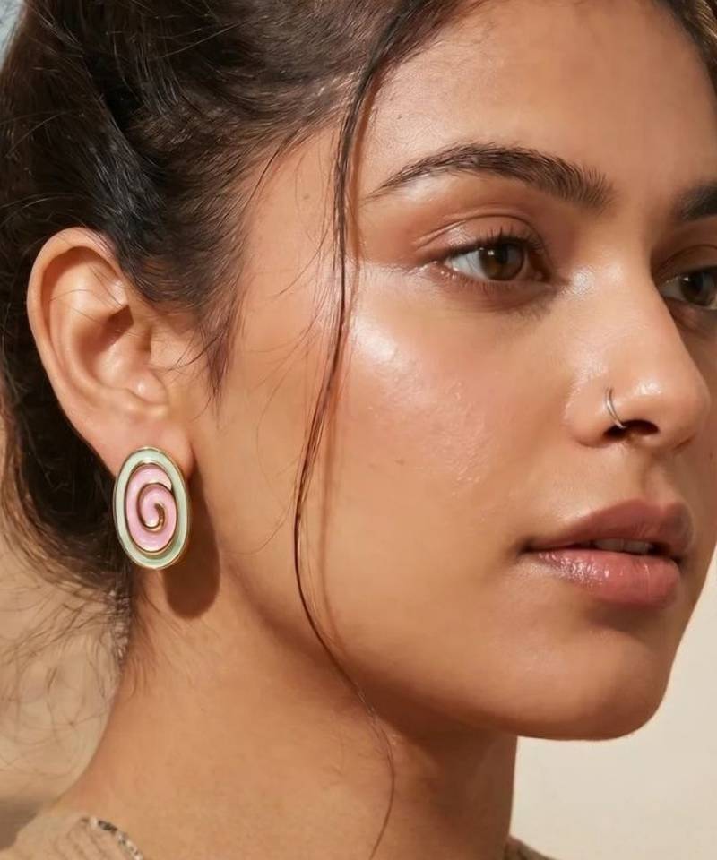 Fashion gold plated anti tarnish spiral stud earrings for women & girls