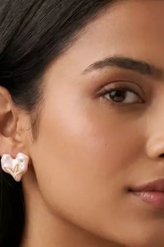 Fashion gold plated anti tarnish heart stud earrings for women & girls