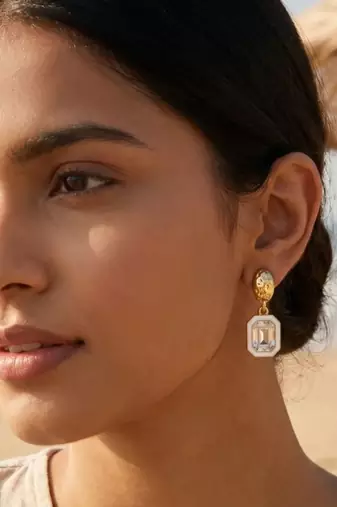 Fashion gold plated anti tarnish american diamond drop earrings for women