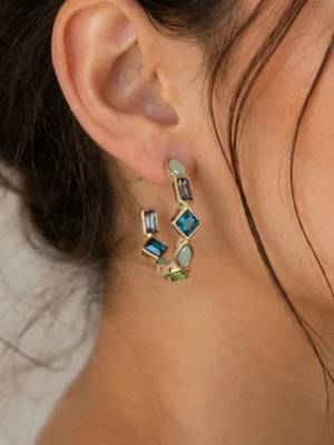 Fashion gold plated anti tarnish multicolor crystal hoop earrings for women 1