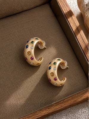 Fashion gold plated anti tarnish multicolor crystal hoop earrings for women 2