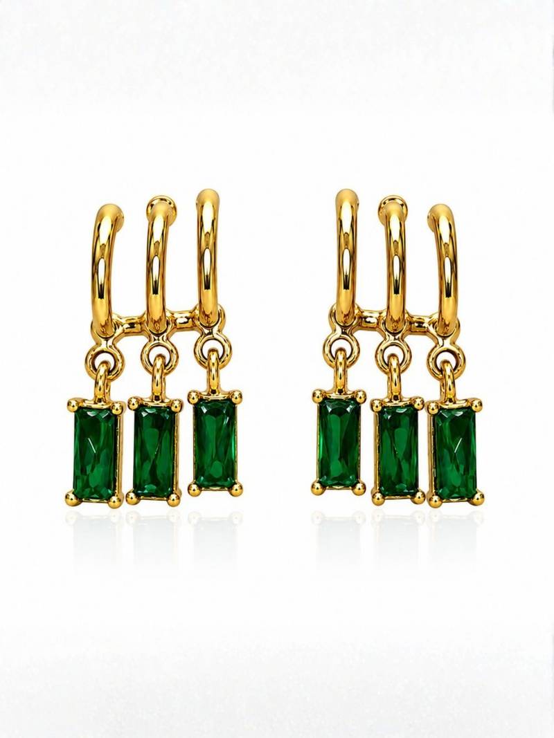 Fashion anti tarnish gold plated american diamond stud earrings for women