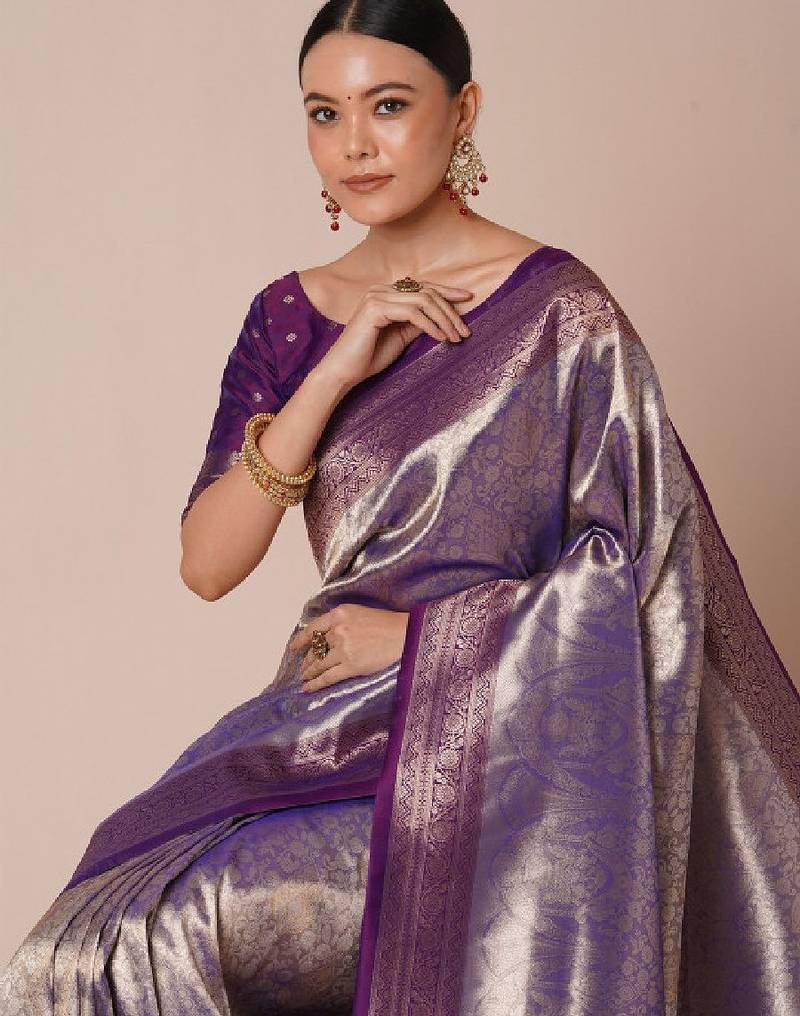 Woven design saree with blouse piece