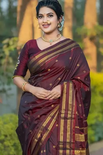 Woven design zari silk blend kanjeevaram saree