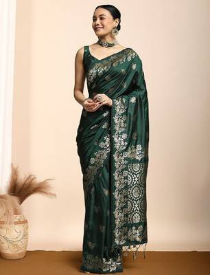 Woven design kanjeevaram saree with blouse piece 2