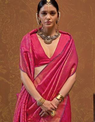 Ethnic motifs woven design zari kanjeevaram saree 3