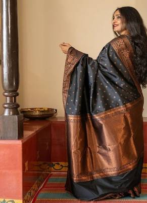 Ethnic motifs woven design zari kanjeevaram saree 2