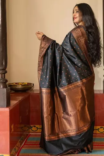 Ethnic motifs woven design zari kanjeevaram saree