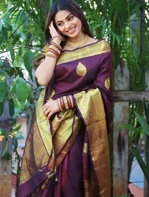 Woven design zari kanjeevaram saree with handloom weaving 3