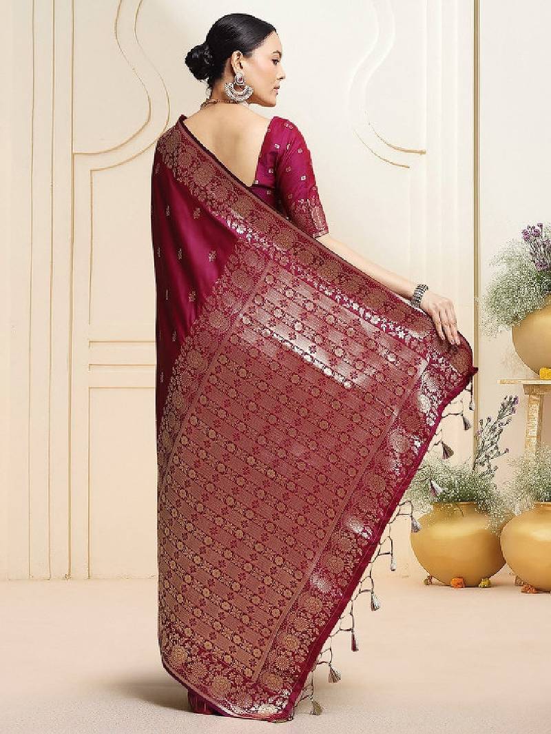 Ethnic motifs woven design zari kanjeevaram saree
