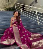 Woven design ethnic motifs zari heavy work kanjeevaram saree