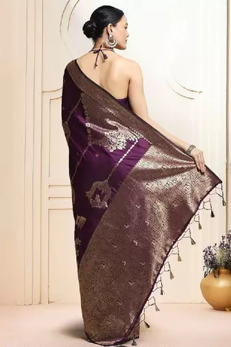 Woven design kanjeevaram saree with blouse piece
