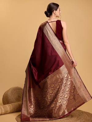 House of pataudi art silk woven design zari kanjivaram saree with unstitched blouse piece 2