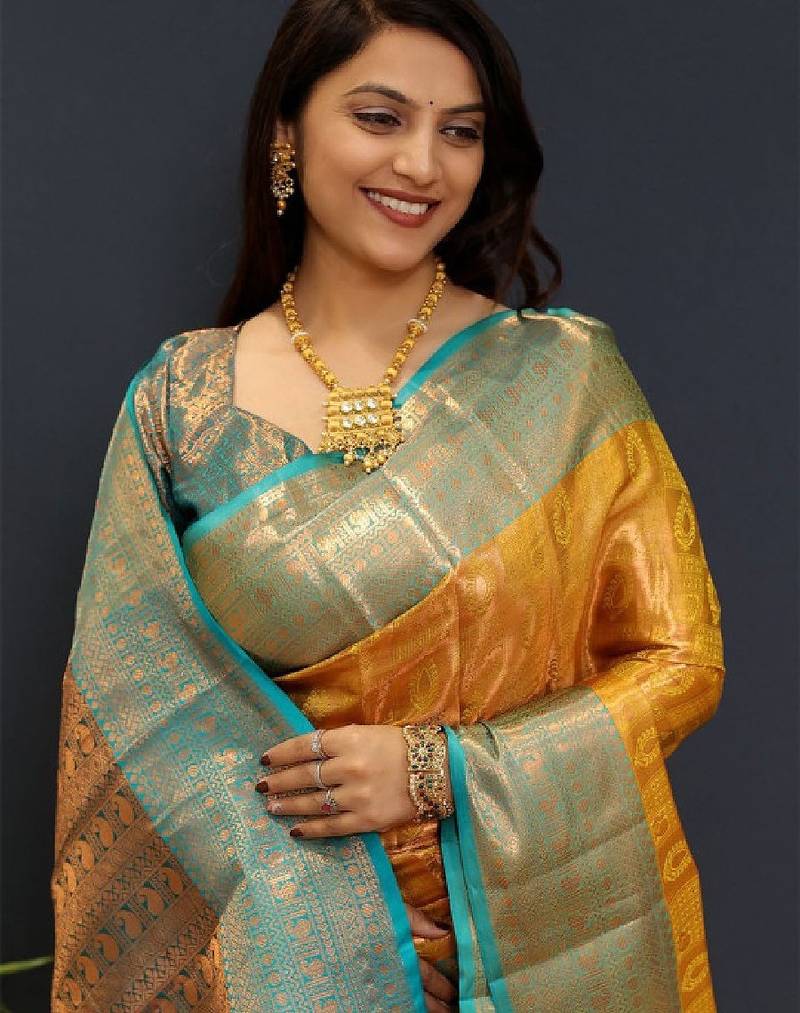 Woven design zari kanjeevaram saree