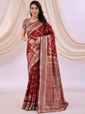 Ethnic motifs zari silk cotton kanjeevaram saree 1
