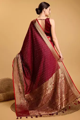 Woven design zari kanjeevaram saree with blouse piece