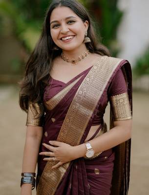 Woven design zari art silk kanjeevaram saree 1