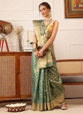 Woven design floral printed kanjeevaram saree 3