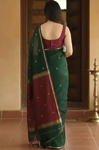 Woven design zari kanjeevaram saree