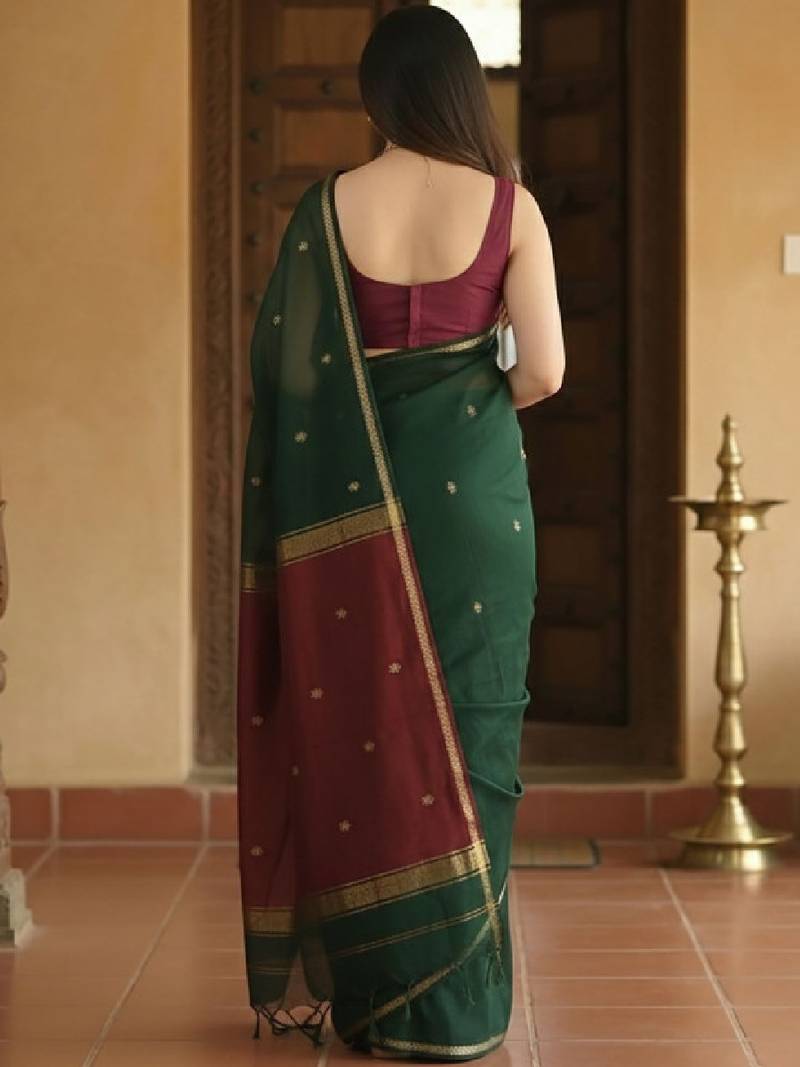 Woven design zari kanjeevaram saree