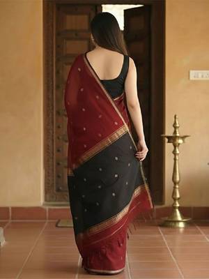 Ethnic motifs woven design silk blend kanjeevaram saree 2