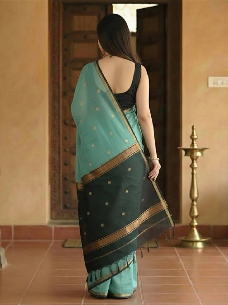 Woven design zari kanjeevaram saree