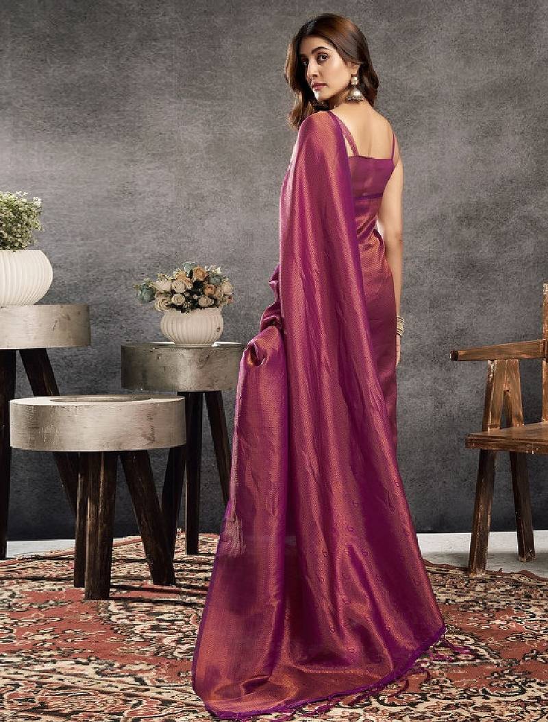Woven design zari kanjeevaram saree