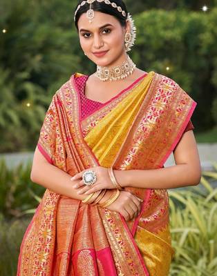 Woven design zari silk blend kanjeevaram saree 1