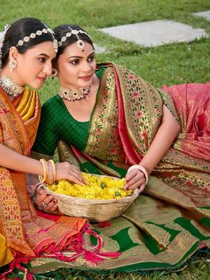 Woven design zari silk blend kanjeevaram saree 1