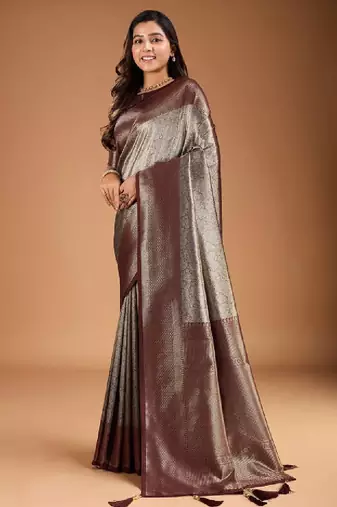 Floral zari woven design tassels saree with blouse piece