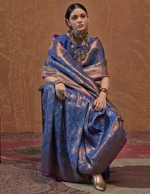Woven design zari silk blend kanjeevaram saree with matching blouse 2
