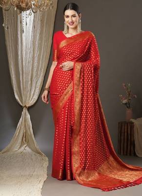 Ethnic motifs zari woven kanjeevaram saree 1