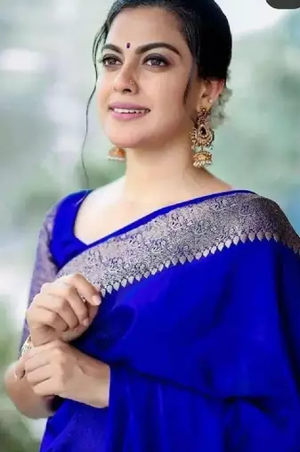 Woven design zari kanjeevaram saree