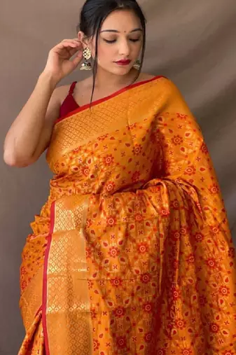 Ethnic motifs woven design zari kanjeevaram saree