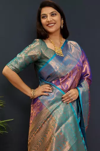 Woven design zari kanjeevaram saree