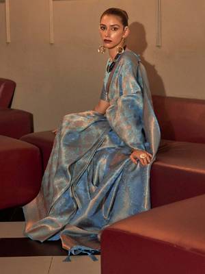 Woven design zari silk blend kanjeevaram sarees 1