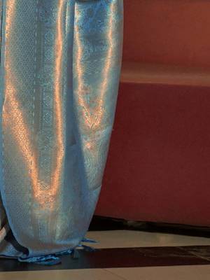 Woven design zari silk blend kanjeevaram sarees 3