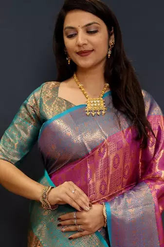 Woven design zari kanjeevaram saree
