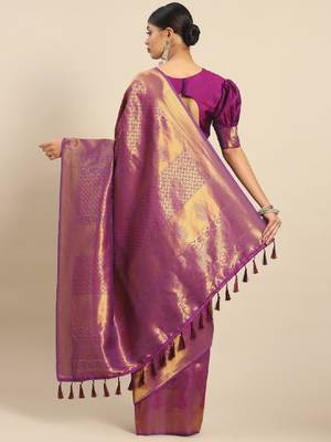 Ethnic motifs zari silk blend kanjeevaram saree 1