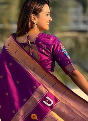 Ethnic motifs woven design kanjeevaram saree 2