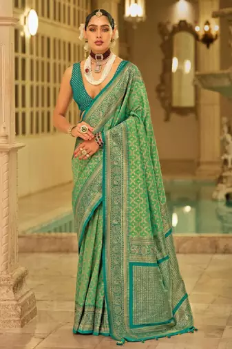 Woven design zari kanjeevaram saree
