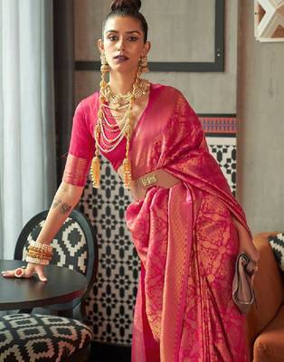 Woven design zari silk blend kanjeevaram saree 1