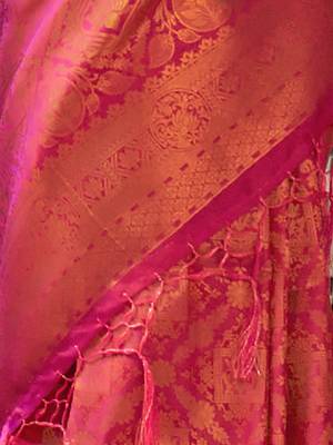 Woven design zari silk blend kanjeevaram saree 3