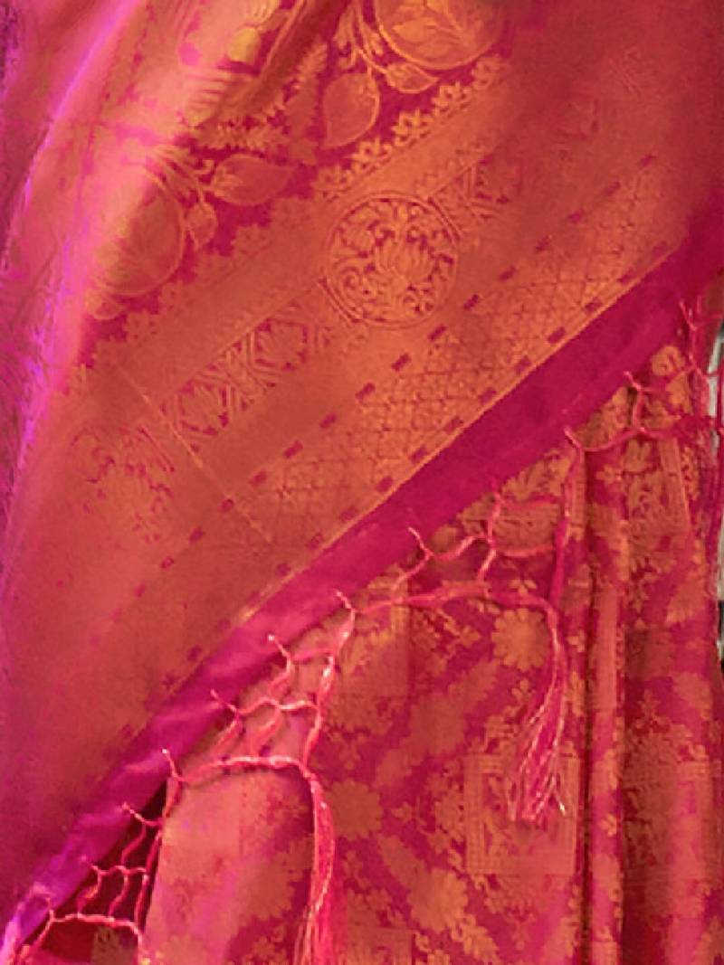 Woven design zari silk blend kanjeevaram saree